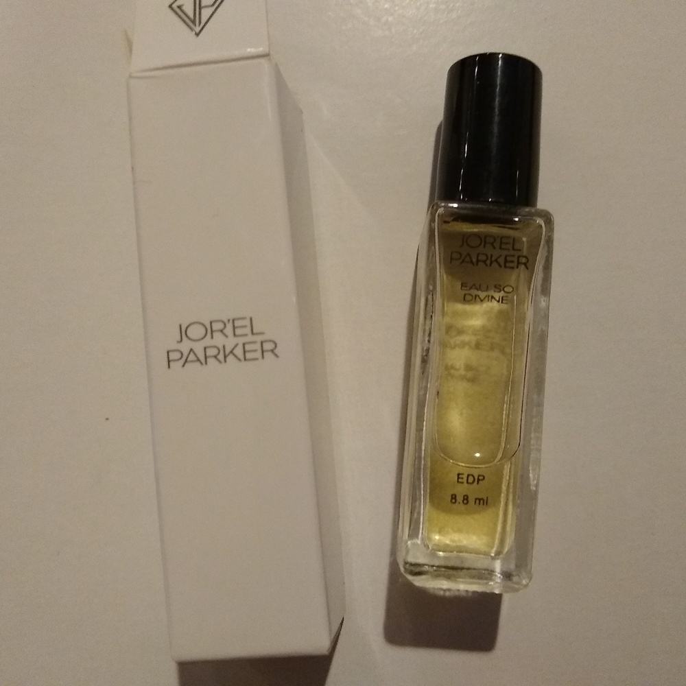 Jor'el Parker Eau So Divine Fragrance Roller NEW!